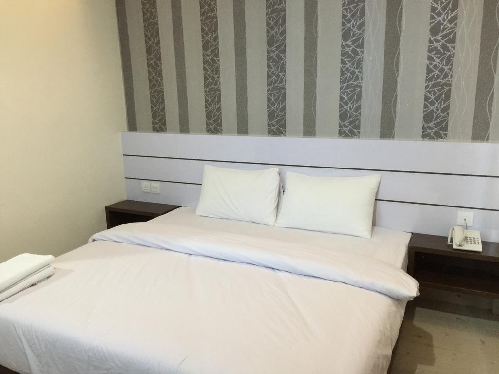 Redlink Hotel Batam Exterior foto