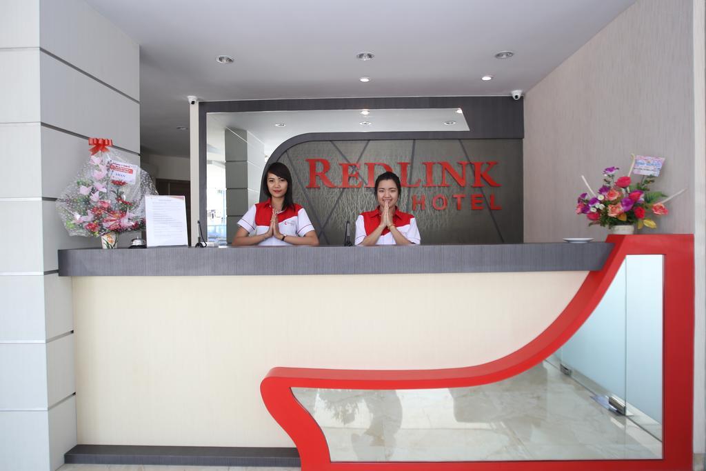 Redlink Hotel Batam Exterior foto