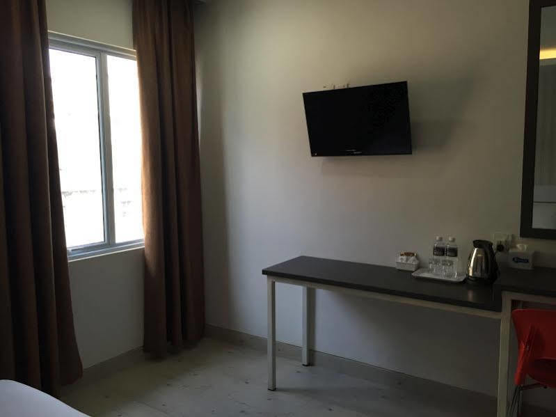 Redlink Hotel Batam Exterior foto